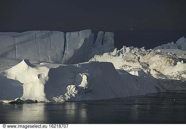 Grönland  Ilulissat  Eisberg