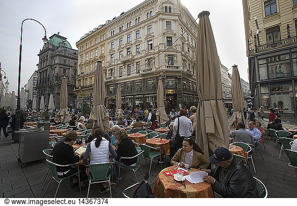 Graben  tourists having relax  Vienna  Austria  Europe