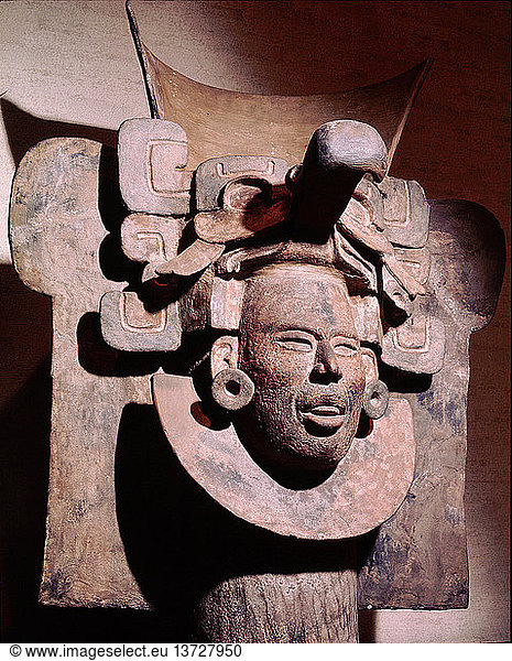 Graburne  starker Maya-Einfluss. Mexiko. Zapotekisch. Protoklassisch 100BC 200AD. Grabmal 77 Monte Alban II.