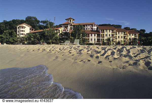 GRD  Grenada: Hotel La Source bei St. George's.