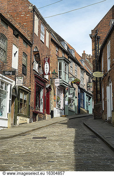 Great Britain  England  Lincolnshire  Lincoln  old town  houses at Steep Hill