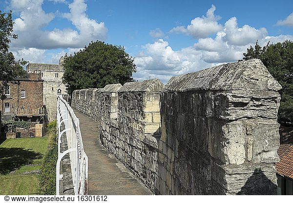 Great Britain  England  York  city wall