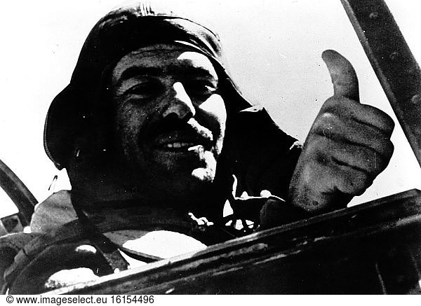 Greek pilot in cockpit / WWII / Photo
