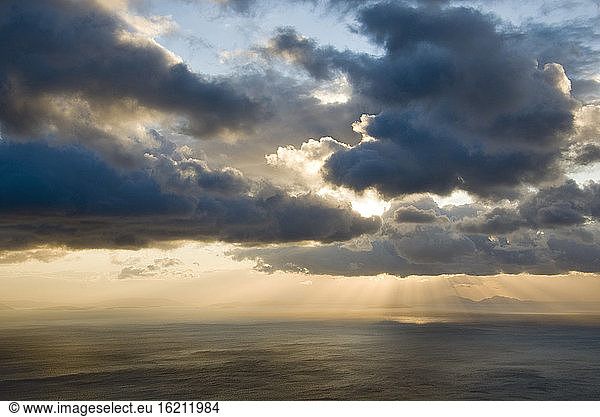 Griechenland  Ionisches Meer  Ithaka  Gewitterwolken