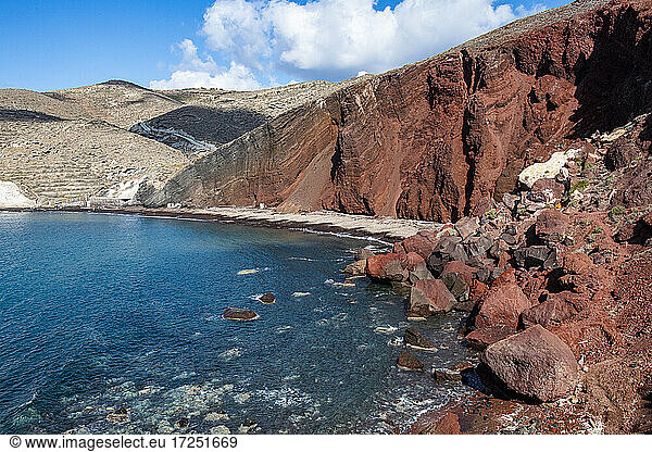 Griechenland  Santorin  Vulkanlandschaft am Roten Strand
