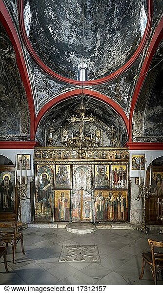 Griechisch-orthodoxe Kirche  Innenraum mit Altar  Parikia  Paros  Kykladen  Griechenland  Europa