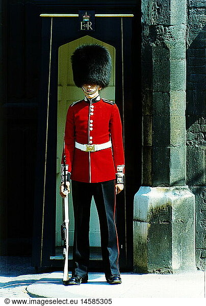 GroÃŸbritannien  London  Guards  Soldat der Scots Guards auf Wache GroÃŸbritannien, London, Guards, Soldat der Scots Guards auf Wache