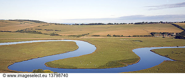 Große Mäander des Flusses Cuckmere  East Sussex  England