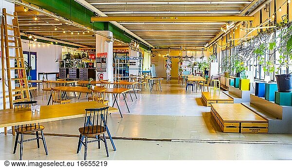 Großer Raum des Lebensmittelstudios/Restaurants Keukenconfessies in den Niederlanden  Europa.