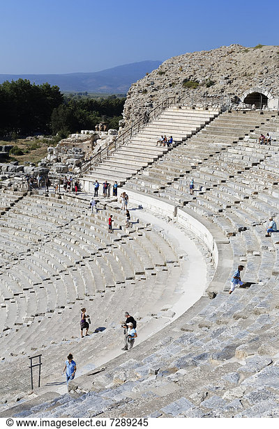 Großes Theater  UNESCO Weltkulturerbe  Ephesos  Ephesus  Efes  Izmir  türkische Ägäis  Westtürkei  Türkei  Asien
