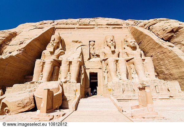 groß großes großer große großen Abu Simbel Ägypten