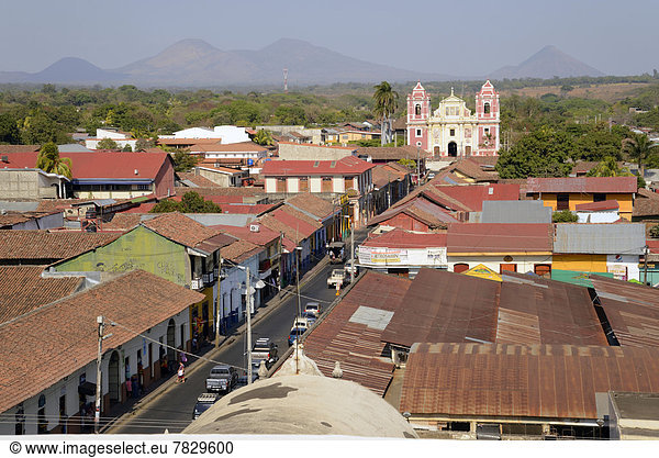 Großstadt  Kirche  Mittelamerika  Leon  Nicaragua