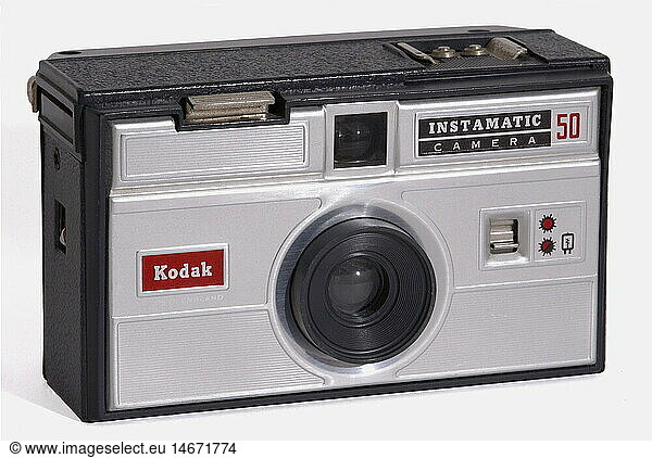 Grossbritannien  Kompaktkamera  Kodak  Instamatic 50  produziert von 1963 bis 1966  Made in England Grossbritannien, Kompaktkamera, Kodak, Instamatic 50, produziert von 1963 bis 1966, Made in England,