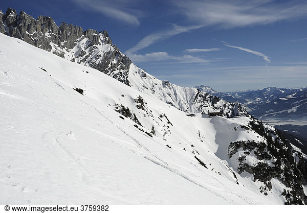 Gruettenhuette cabin covered in snow  Wilder Kaiser Range  Tirol  Austria  Europe