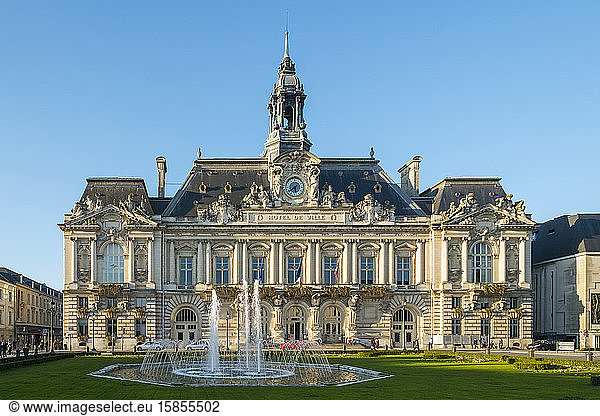 HÃ´tel de Ville (city hall) on Place Juan JuarÃ¨s  Tours  France