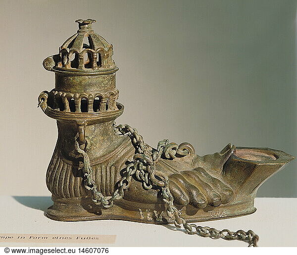 habitation  lamps  oil lamp in shape of a foot  Byzantine  brass  6th century  Damascus National Museum  lighting  fine arts  handcraft  sculpture  Byzantium  East Roman Empire  ancient world  antiquity  sandal  Syria  historic  historical  ancient world
