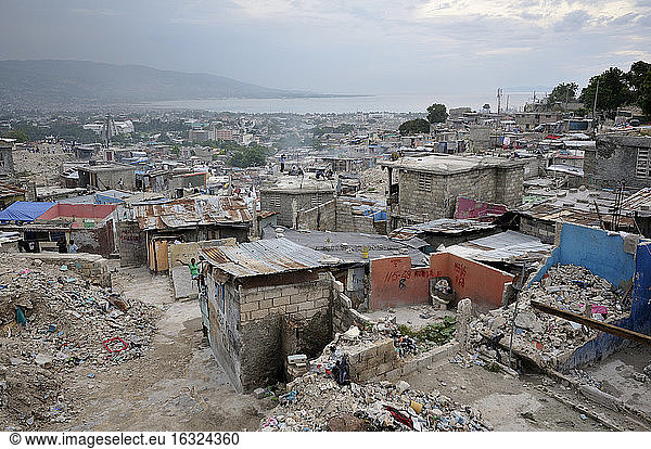 Haiti  Port-au-Prince  Benachteiligtes Gebiet in Fort National