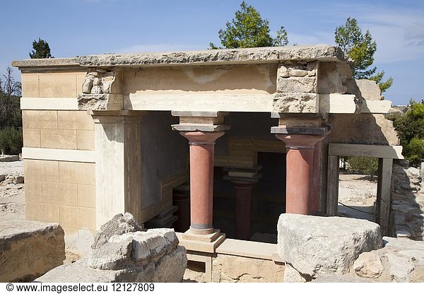 Halls of lustral basin  Knossos palace archaeological site  Crete island  Greece  Europe.