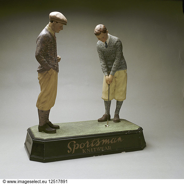 Handgemalte Figuren  die für Sportsman Knitwear werben  um 1910. Künstler: Unbekannt