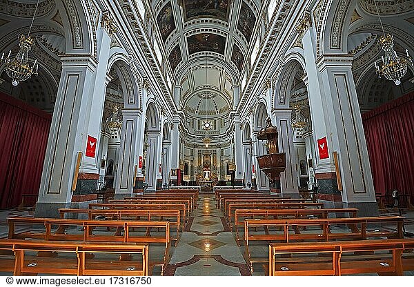 Hauptschiff  Basilika Madonna del Soccorso  Sciacca  Sizilien  Italien  Europa