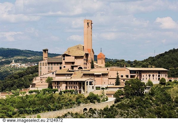 Heiligtum des Torreciudad (Spanien)  zentrale Gebäude des Opus Dei