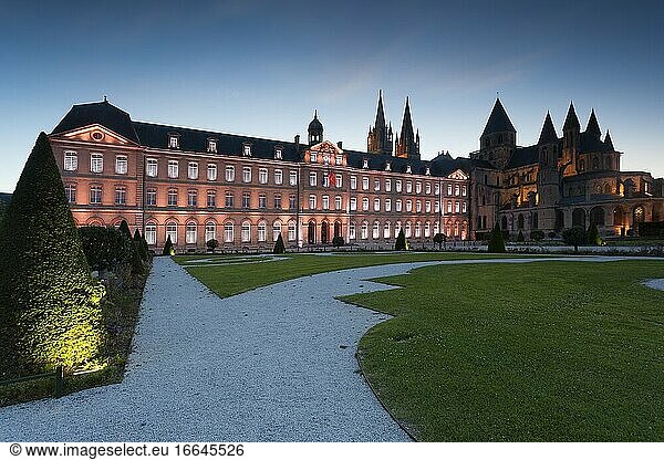Herrenabtei  Caen  Normandie  Frankreich.