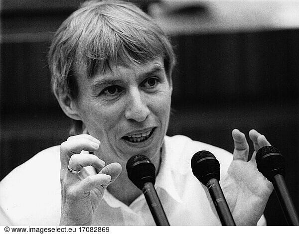 Hildebrandt  Regine  1941 – 2001 
German biologist and politician (Social Democratic Party of Germany). Regine Hildebrandt as Minister for Labour  Social Justice  Health  and Women's Issues during a Volkskammer conference in Berlin. Photo  8th June 1990.