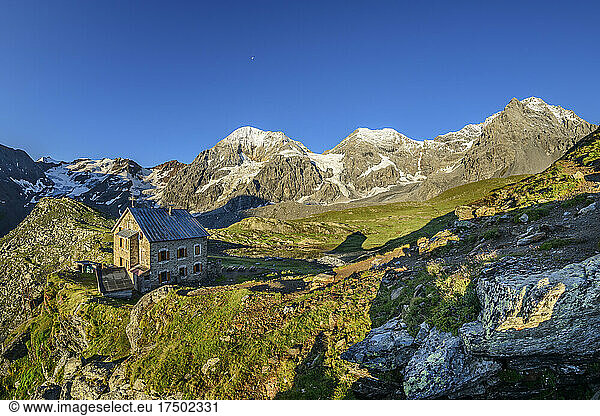 Hintergrathutte refuge in Ortler Alps