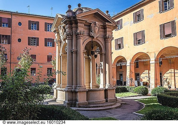 Historischer Brunnen in Bologna  Hauptstadt und größte Stadt der Region Emilia Romagna in Norditalien.