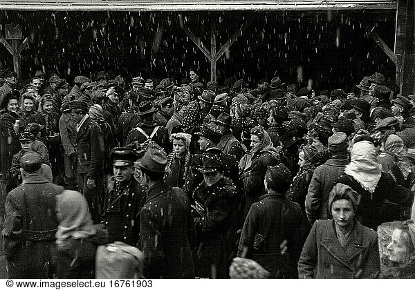 History  World War II  Post-War Germany.
Food shortages. People at Ostbahnhof in East Berlin. Photo  1947.