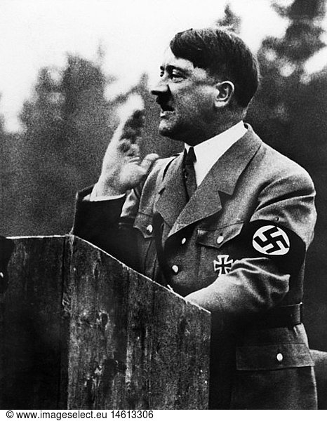 Hitler  Adolf  20.4.1889 - 30.4.1945  deut. Politiker (NSDAP)  Reichskanzler 30.1.1933 - 30.4.1945  bei einer Rede  1930er Jahre