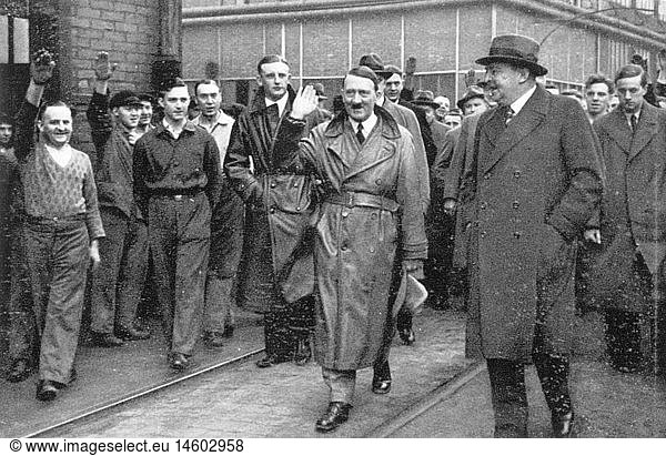Hitler  Adolf  20.4.1889 - 30.4.1945  deut. Politiker (NSDAP)  Reichskanzler 30.1.1933 - 30.4.1945  Besuch bei der rheinisch-westfÃ¤lischen Industrie  um 1935