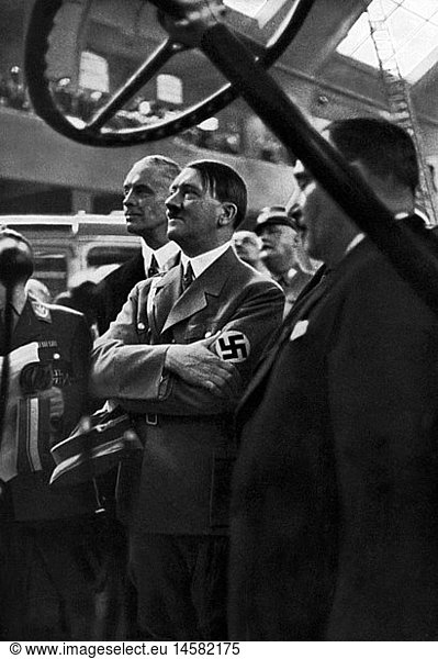 Hitler  Adolf  20.4.1889 - 30.4.1945  deut. Politiker (NSDAP)  Reichskanzler 30.1.1933 - 30.4.1945  ErÃ¶ffnung der Internationalen Automobil- und Motorrad-Ausstellung  Berlin  14.2.1935
