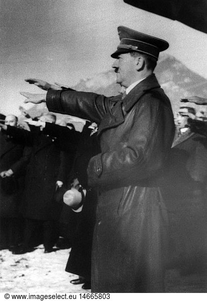 Hitler  Adolf  20.4.1889 - 30.4.1945  deut. Politiker (NSDAP)  Reichskanzler 30.1.1933 - 30.4.1945  wÃ¤hrend der Olympischen Spiele in Garmisch-Partenkirchen  Februar 1936