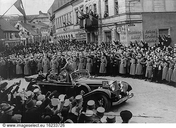 Hitler enters the Memel 1939