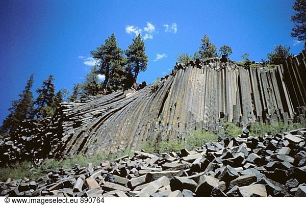 Hoch aufragenden vulkanischen Scheiben basalt