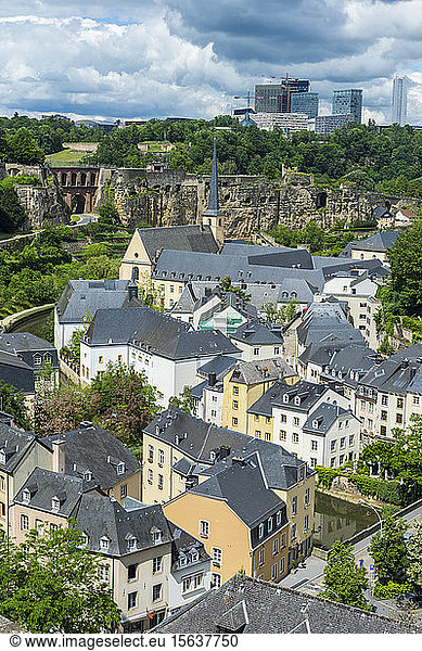 Hochwinkelansicht von Wohngebäuden in der Altstadt von Luxemburg