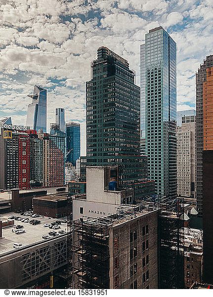 Hohe moderne Gebäude im Stadtzentrum von New York City  New York  USA.
