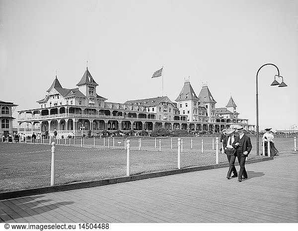 Hotel and Boardwalk  Brighton Beach  New York  USA  Detroit Publishing Company  1903