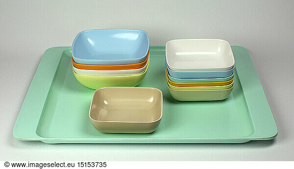 household  dishes  portions from a great whole range of products Meladur vessels for table and kitchen  made by: VEB plastic pressing plant Auma and a.  later 1950s up to 1980s  design: Albert Krause and a.