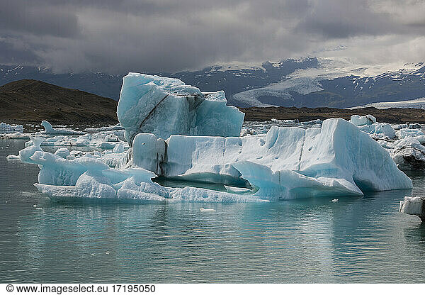 Icebergs at the glacier lagoon Jökulsárlón