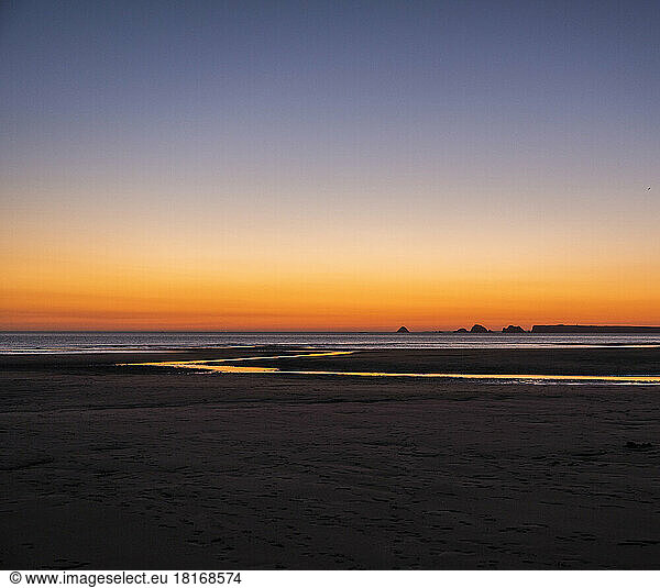 Idyllic view of sunset at beach
