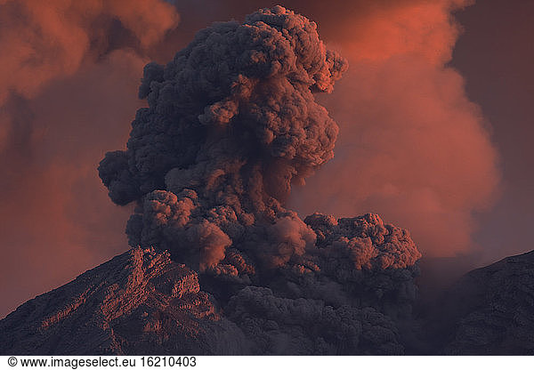 Indonesia  East Java  Semeru volcano  Ash eruption