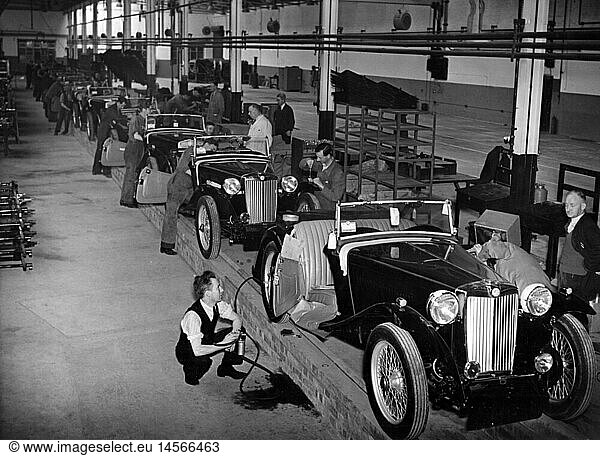 industry  car industry  MG (Morris Garages)  fabrication of MG 'TC'  Great Britain  late 1940s
