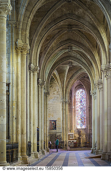 Inneres der Kathedrale CathÃ©drale Saint-Gatien  Tours  Frankreich