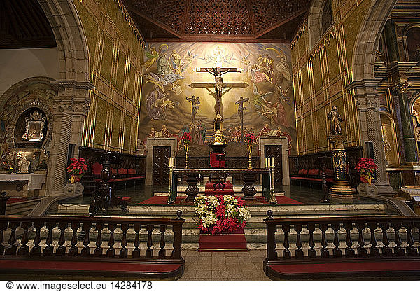 Interior of San Francisco church  main altar  Las Palmas  Gran Canaria  Canary Islands  Spain  Europe