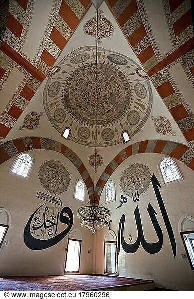 Interior view of the Old Mosque  Edirne  Turkey  Asia