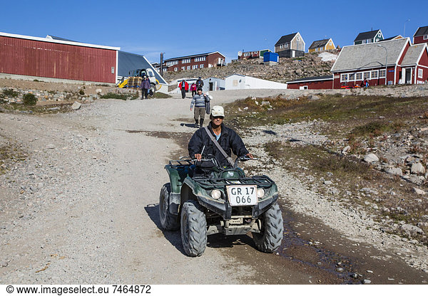 Inuit village  Ittoqqortoormiit  Scoresbysund  Northeast Greenland  Polar Regions