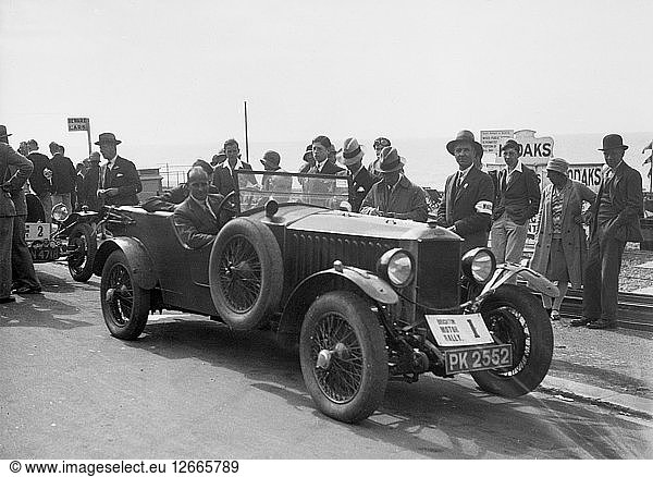 Invicta von DM Healey bei der B&HMC Brighton Motor Rally  1930. Künstler: Bill Brunell.