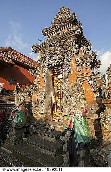 IPuri Saren Agung Temple  the palace was a part of the official residence of the Ubud royal family  Bali  Indonesia  Asia